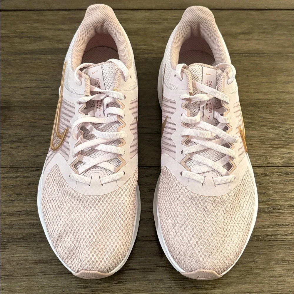 ❌SOLD❌EUC [Nike] Downshifter 11 Lightweight Running Sneakers Pink Women’s 10 - Picture 4 of 13